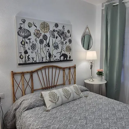 Caletillas Sea Views Апартаменты